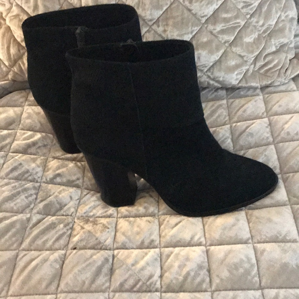 Vince Camuto Boots Black Size 8M